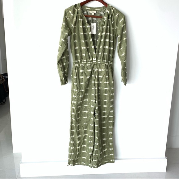 Style & Co Jumpsuit NWT Green Burnout Pockets Buttons Long Sleeve Small Petite - Picture 3 of 9